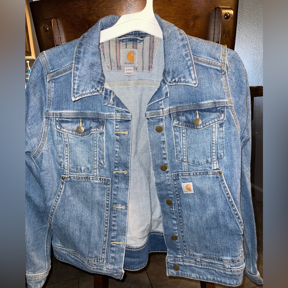 Women’s Carhartt jean jacket